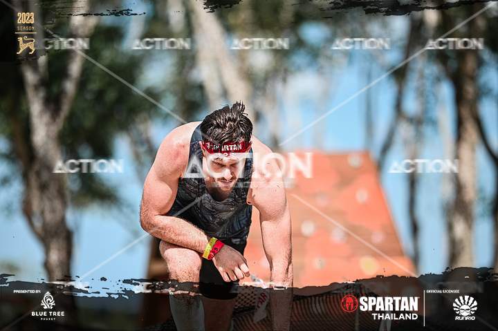 Todd Hunkin competing in Spartan Race Thailand